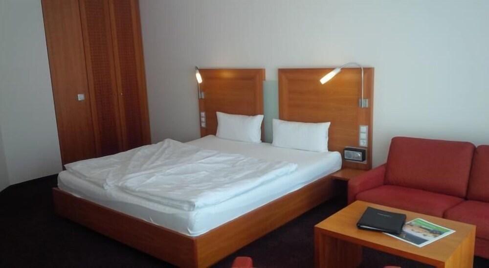 Consulat Des Weins Otel Sankt Martin Dış mekan fotoğraf