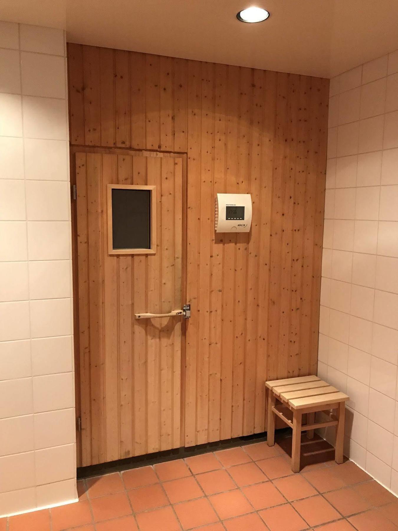 Consulat Des Weins Otel Sankt Martin Dış mekan fotoğraf